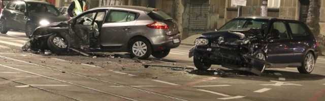 Težak udes u centru Beograda (FOTO)