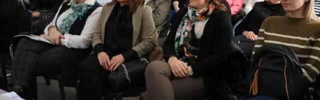 HRABROST KOJA MENJA PERSPEKTIVU: Podrška i osnaživanje slepih i slabovidih žena u Kragujevcu (FOTO)