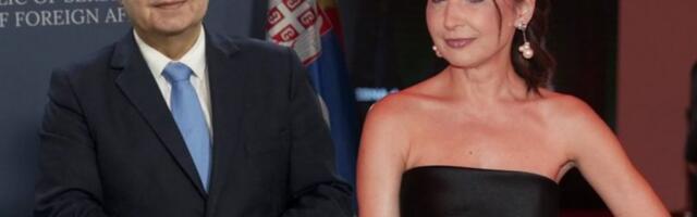 DA SRCE PUKNE! Sanja Marinković objavila emotivni snimak sa Ivicom Dačićem dok mu se lekari BORE ZA ŽIVOT! (VIDEO)