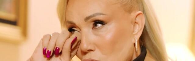 "Nisam imala porodicu, ali sam imala njega" Brena sa knedlom u grlu o Saši Popoviću, otkrila nepoznate detalje sa početka karijere, pa se slomila: "Kažu da vreme leči sve"