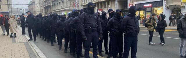 Smrt studentkinje Filozofskog fakulteta u Beogradu: Policija u Rektoratu, protesti ispred