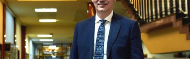 ​Декану Машинског факултета признање