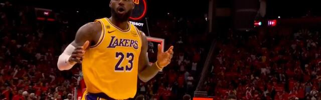 Kakav Lebron, strašan Lebron: Lejkersi na krilima Džejmsa srušili Hjuston!
