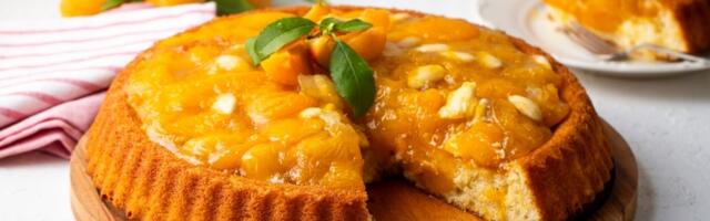 Sočni kolač sa kajsijama: Recept za omiljenu letnju poslasticu