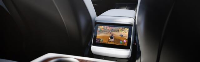 Tesla pod istragom zbog omogućavanja igranja igrica tokom vožnje