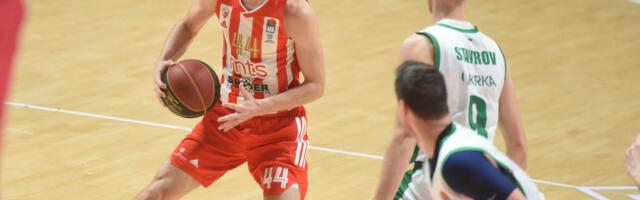 Zvezdaši imaju novog ljubimca: "Delije" ovacijama pozdravile debi sina velike Zvezdine legende, Krka nemoćna