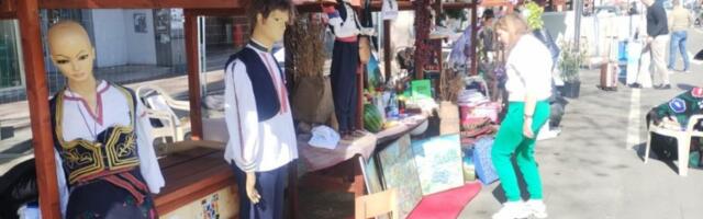 TREĆI DAN SVENARODNOG SABORA ''NE DAMO SRBIJU'': Kultura i tradicija svih delova Srbije u Beogradu, pisma za predsednika (FOTO/VIDEO)