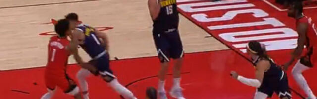 Јокић предводио Денвер до победе у Хјустону за четврто место на Западу уочи плеј-офа (видео)