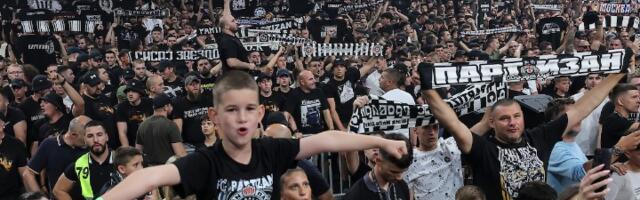 Transparent Grobara o kojem se priča: Ovo baš nervira Vučića (FOTO) 