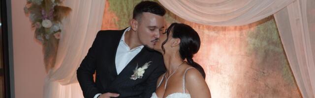 OGLASILA SE ALEKSANDRA BURSAĆ IZ PORODILIŠTA: Hvala svima na lepim porukama, beba je vrlo raspevana (FOTO)