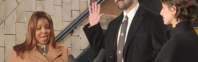 Нови градоначелник Њујорка положио заклетву на Курану