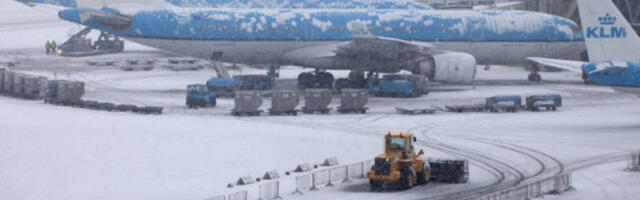 Аеродром у Амстердаму отказао најмање 800 летова због снега и ветра