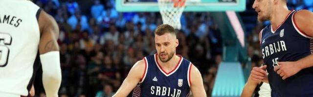 Poruka na srpskom: FIBA se poklonila "orlovima" (FOTO)