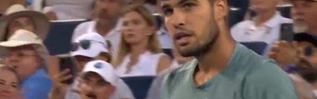 Spektakl pred Autralijan open: Alkaraz bolji od Sinera (VIDEO)