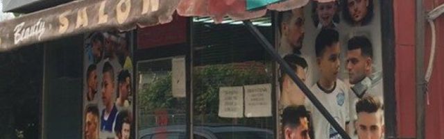 OVAJ FRIZER KORISTI LIBELU DOK ŠIŠA! Fenomen u Kragujevcu - Traje već 25 godina, a NIJE NI KURS ZAVRŠIO!