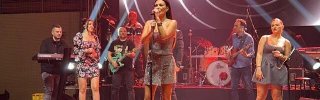 "KOLAPS" U SMEDEREVU: Ceca Ražnatović ceo grad "podigla na noge" (FOTO)