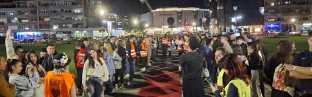 Kragujevčani svečano dočekali studente maratonce iz Brisela (FOTO)