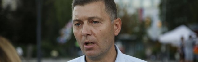 (VIDEO) SKANDAL! Procureo novi snimak Nebojše Zelenovića: PRIZNAO DA SE PRODAO STRANCIMA, A ONDA JE OPLJUNUO I PO ĐILASU