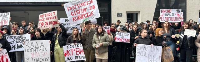 Protestna šetnja i tri kolone maturanata svih srednjih škola u petak u Nišu 