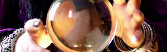 NEVEROVATNA PREVARA! Od dve žrtve ukupno uzeli 600.000 dolara za skidanje kletvi! IMALI KOMPANIJU ZA PRORICANJE SUDBINE!