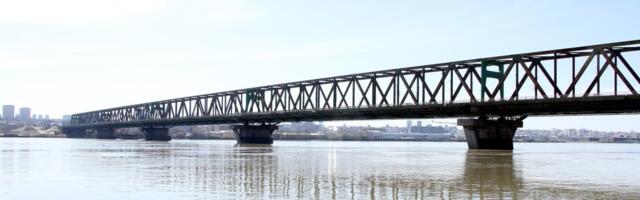 Devojka skočila sa Pančevačkog mosta, a onda se desilo čudo!