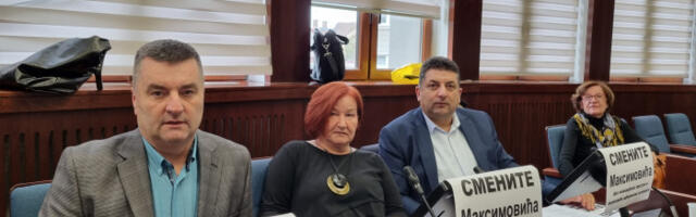 Dveri Čačak: Naprednjaci protiv veštačke inteligencije