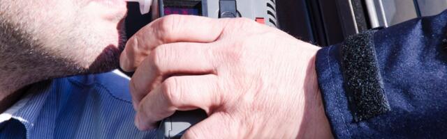 Građani Slovačke traže testiranje na alkohol i droge kod poslanika i ministara