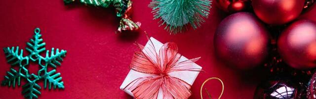 Srebrni nakit koji osvaja – idealan poklon za praznike