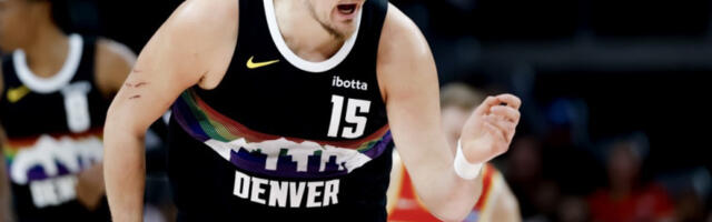 Познато колико ће Јокић паузирати због повреде