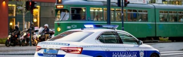 KOLAPS KOD BEOGRAĐANKE! Tramvaj udario u automobil - STVARA SE GUŽVA!