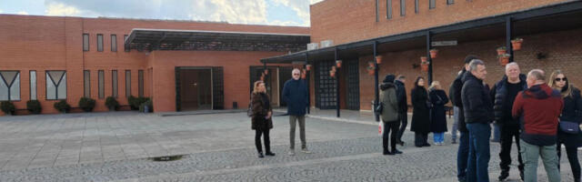 LEGENDA SRPSKE KOŠARKE NA SAHRANI JEČMENICE: Veliki Danilović došao da se pozdravi od tragično stradale Tatjane! (FOTO)