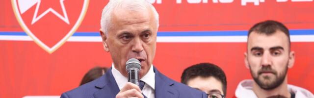 SD CRVENA ZVEZDA PROSLAVILO 81. ROĐENDAN: Zvezdan Terzić imao poruku za navijače! Nagrade Kruniću i Stamenićevoj