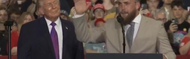 Džejk Pol doživeo neprijatnost na Trampovom mitingu: Jedna greška otkrila njegovu dugogodišnju nesigurnost! /VIDEO/