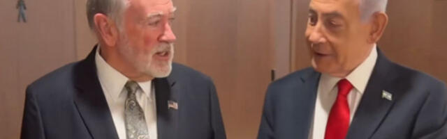 Одговор на теорије завере: Нетанјаху показује прсте и шета кабинетом са америчким амбасадором
