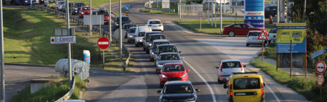 Broj registrovanih vozila u Srbiji veći za 4,2 odsto u odnosu na prošlu godinu