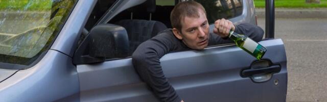 Mrtav pijan pre 10 ujutru: Policija zaustavila vozača, urađen mu alkotest, a onda...