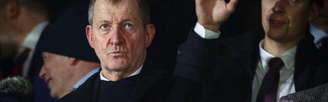 Svetski fenomen i čovek koji je promenio medije: Ko je Alister Kembel - novinar koji najavljuje veliki intervju sa Vučićem