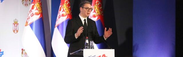 Vučić: Zvezda i Partizan reketiraju državu! Što im više dajete, više se čuje "Vučiću, pederu"