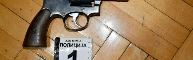 Nišlije uhapšene zbog marihuane, kokaina i oružja