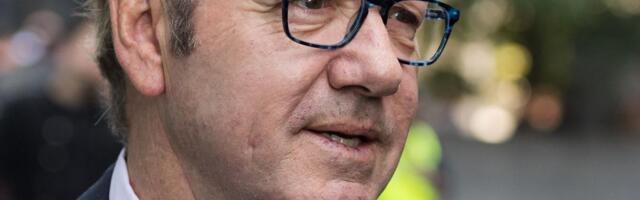 Kevin Spejsi izjavio da je beskućnik, sad se pravda: "Ljudi, stvarno nisam tako mislio"