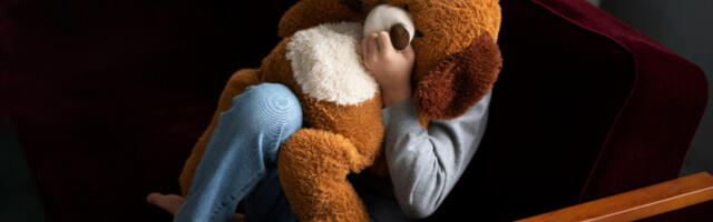 Финац преко Снепчета злостављао стотине дечака