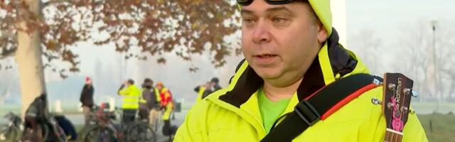 Biciklisti iz Novog Sada i Beograda krenuli zajedno na protest u Novom Pazaru