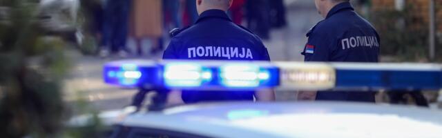 SIN MONSTRUM PRED TUŽIOCEM: Majku zverski mlatio pa joj ZARIO NOŽ U VRAT! Uhapšen, preti mu duga robija!