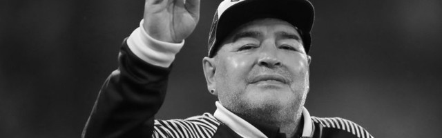 Preminuo veliki Dijego Armando Maradona