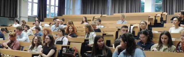 Biblioteka u Berlinu se zatvara: Studenti ostaju bez mesta za učenje!
