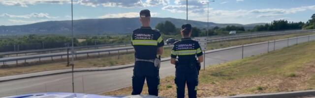 Spremite se za strpljivu vožnju: Pred nama je najprometniji vikend ovog leta, policija apeluje na oprez i bezbednost