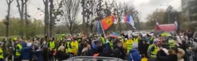 "Ko ne skače, taj je ćaci": Studenati pred put u Strazbur (VIDEO)