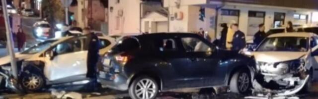 Težak udes na Zvezdari: Hitna pomoć izvlačila povređene iz kola (FOTO)