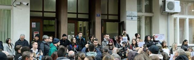 Seli se Fakultet srpskih studija