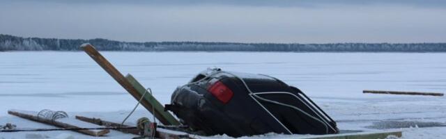 JEZIVA TRAGEDIJA! Vozilo PROPALO kroz led - pronađena tela sedmoro ljudi!